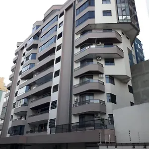 Apartamento Meia Praia Itapema